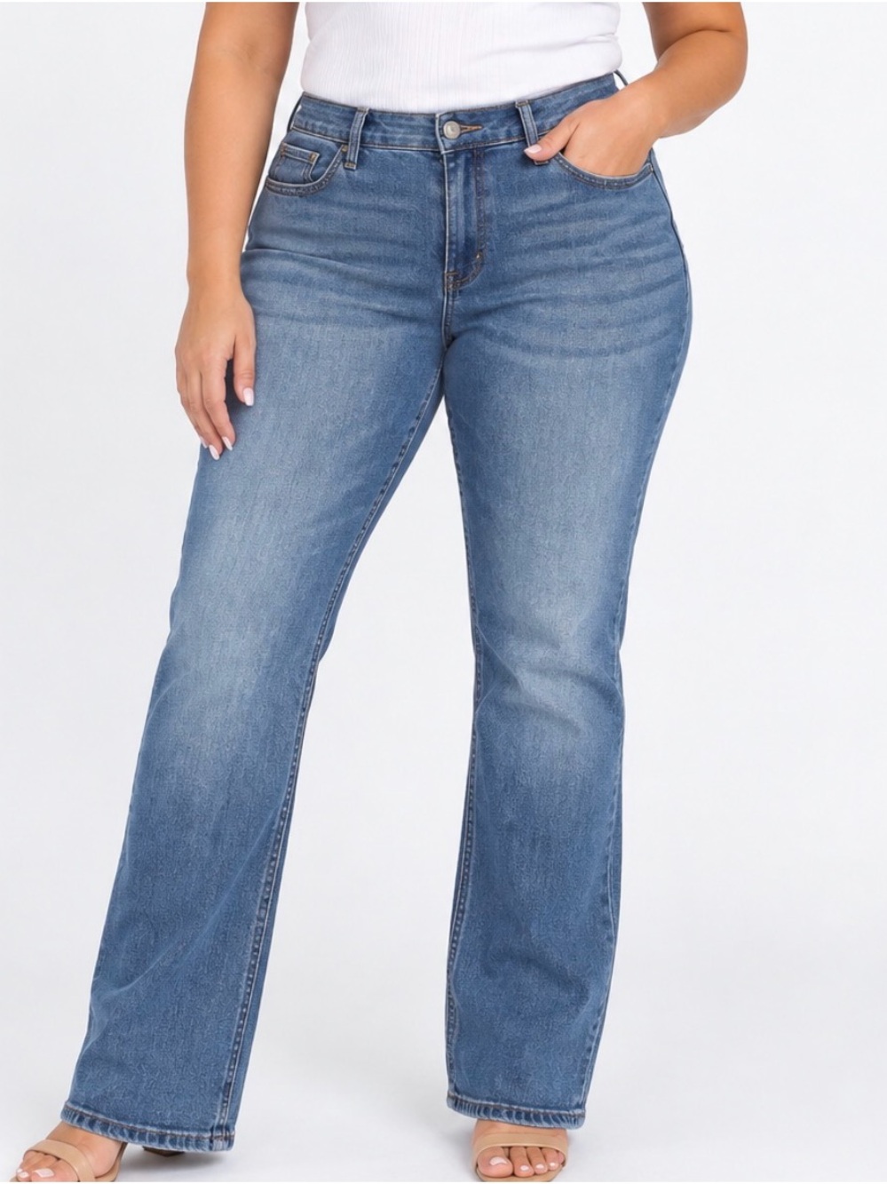 Old Navy mid rise bootcut jeans SZ 14 short